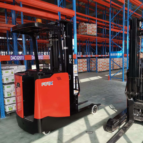 Reach Truck FORX รุ่น CQD15S