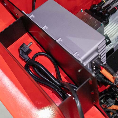 ปลั๊กชาร์จรถโฟล์คลิฟท์ไฟฟ้ารุ่น EFX2-251